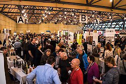 Tausende Besucher auf sechster Vinessio Weinmesse Fürth